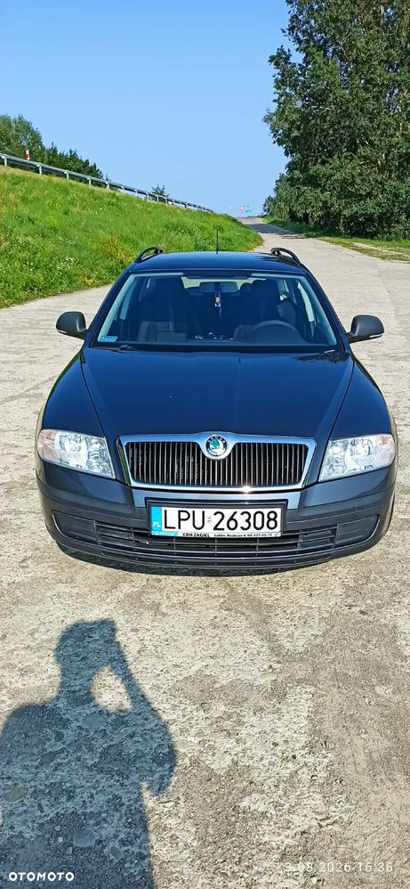 Skoda Octavia 1.6 Tour - 4