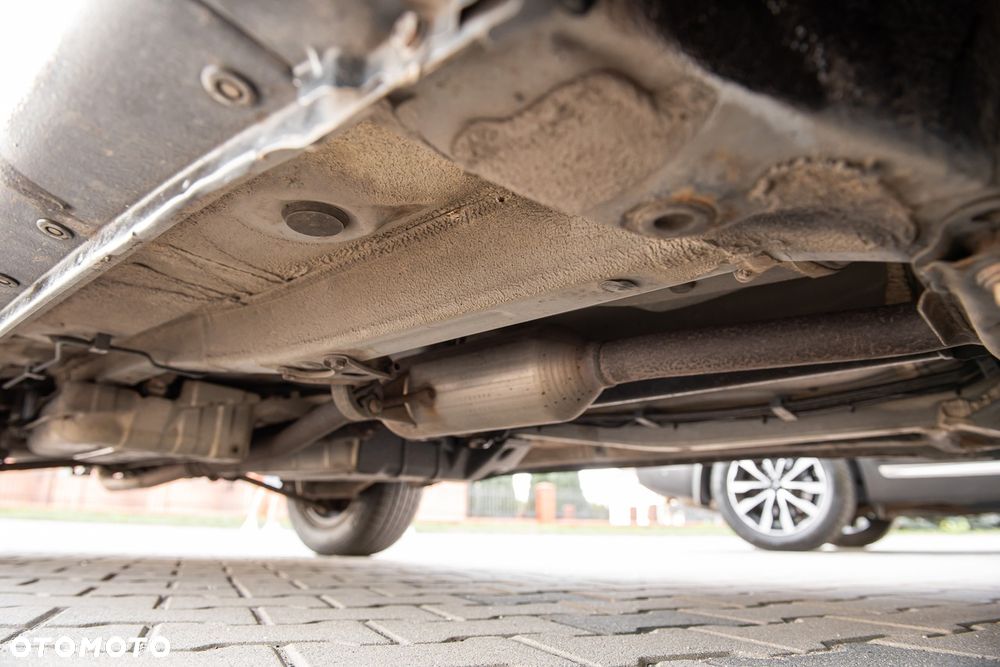 Toyota RAV4 2.0 VVT-i 4x4 - 27