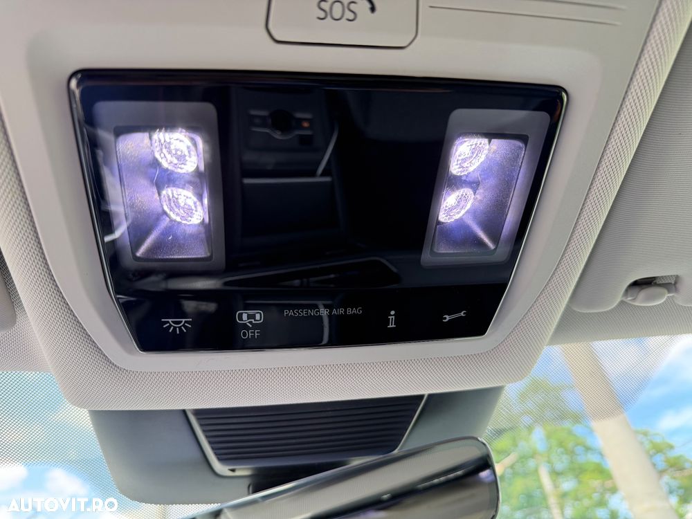 Volkswagen Tiguan - 12