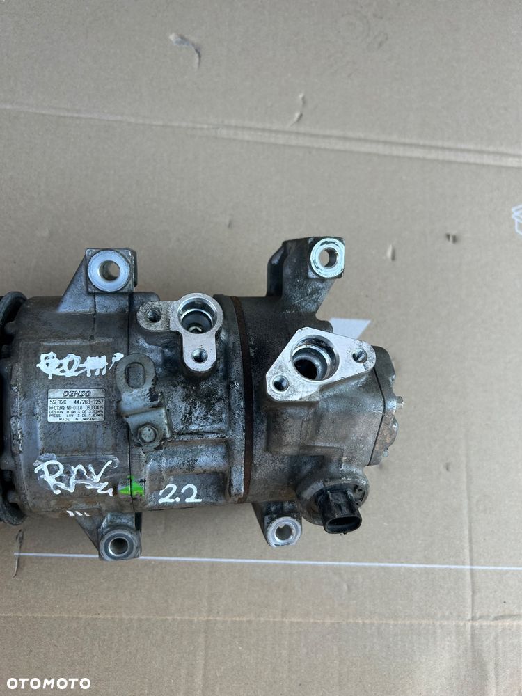 Toyota Rav4 III kompresor klimatyzacji sprężarka 447260-1257  2.2 diesel - 3
