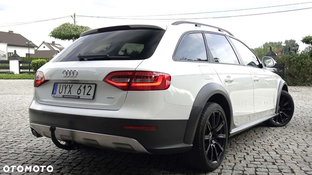 Audi A4 Allroad - 2