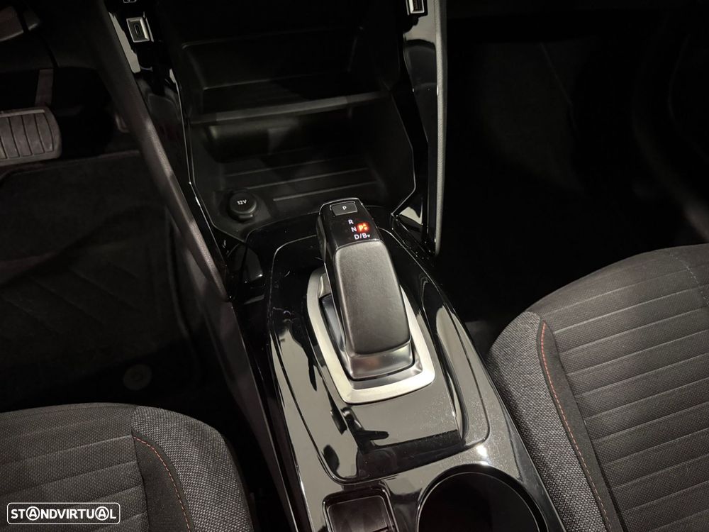 Peugeot e-208 50 kWh Active Pack - 41