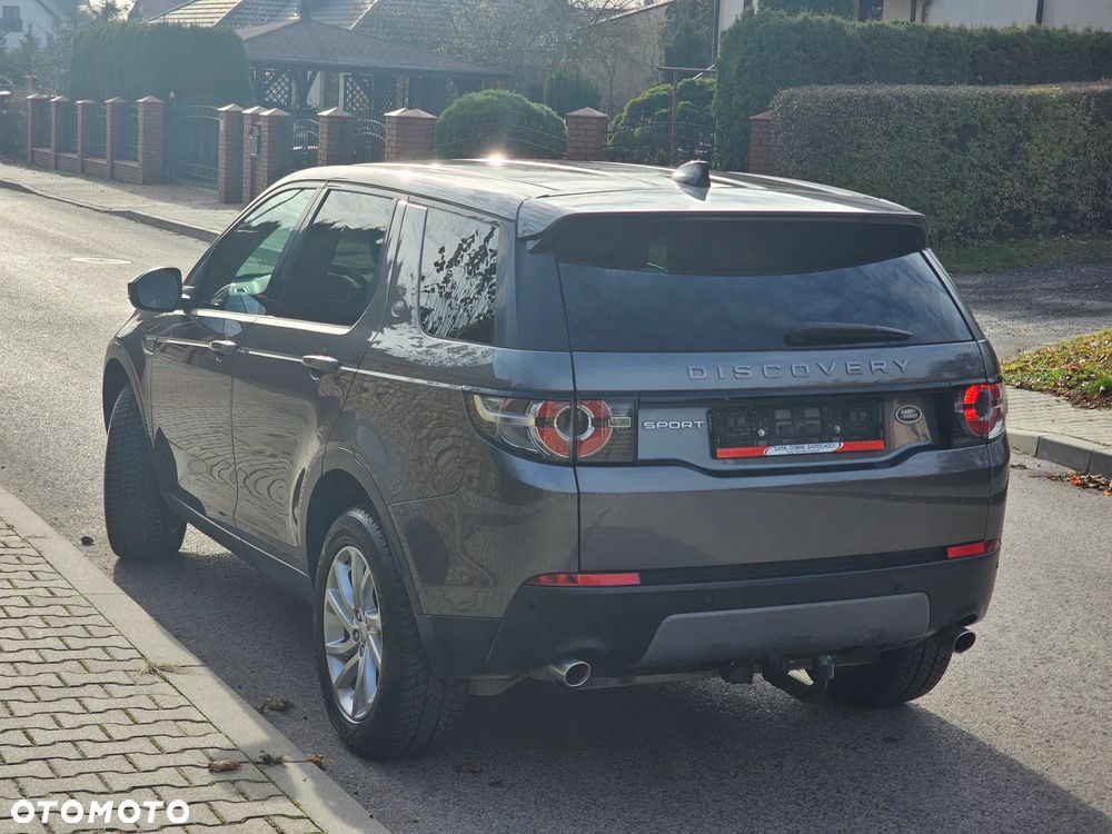 Land Rover Discovery Sport 2.0 D150 - 19