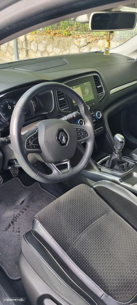 Renault Mégane 1.5 dCi Intens - 13
