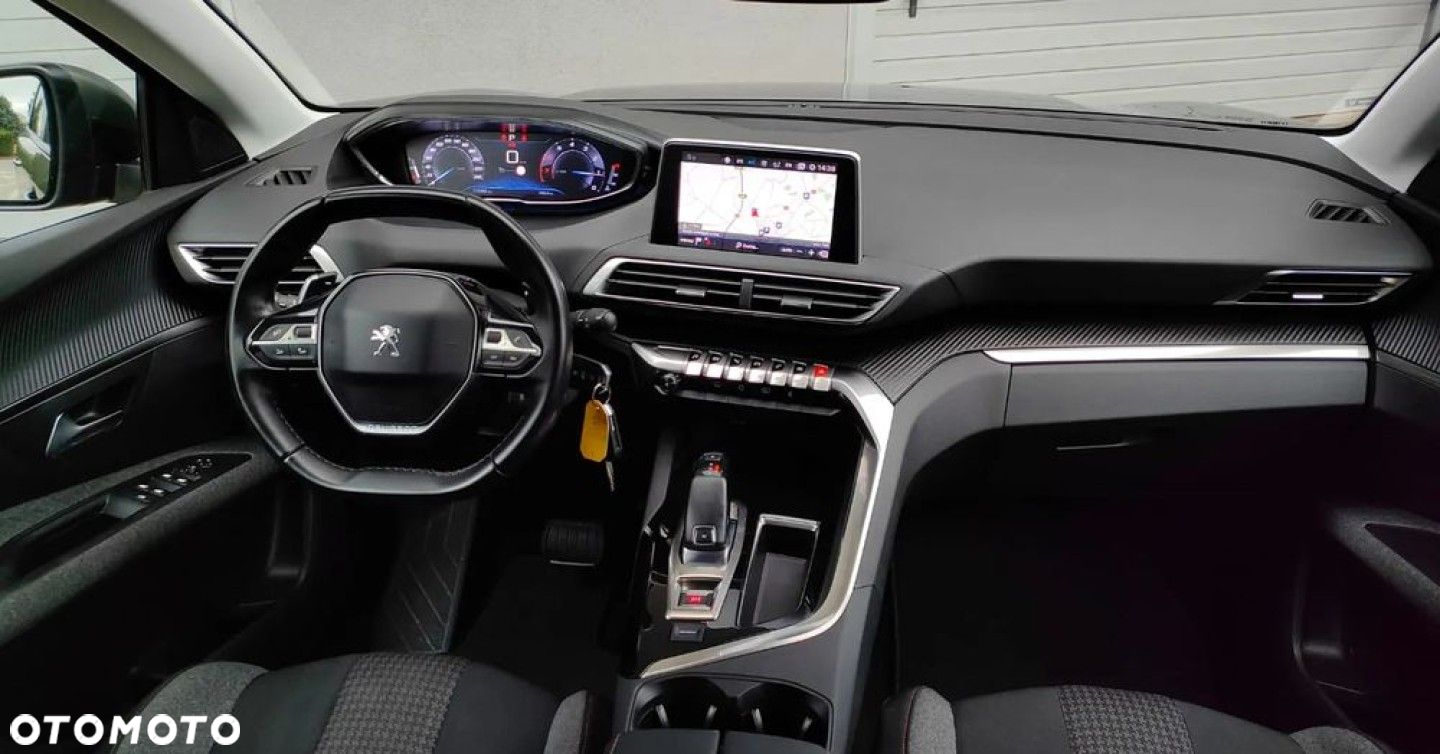 Peugeot 5008 - 10