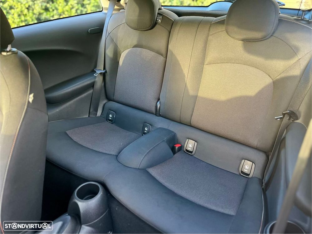 MINI 3 Portas One Aut. - 18