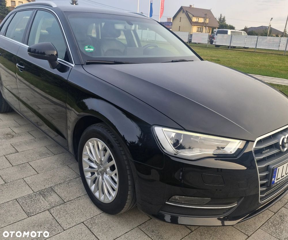 Audi A3 Sportback - 2