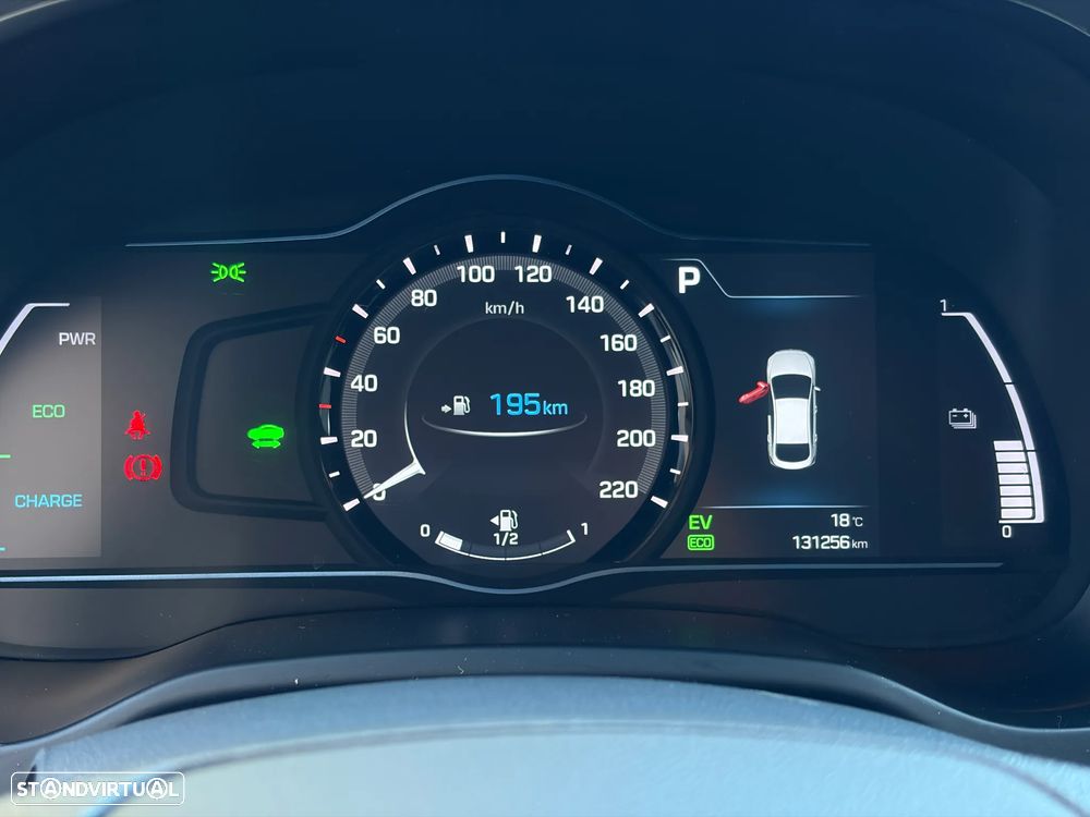 Hyundai Ioniq 1.6 GDI HEV Hybrid Tech - 29