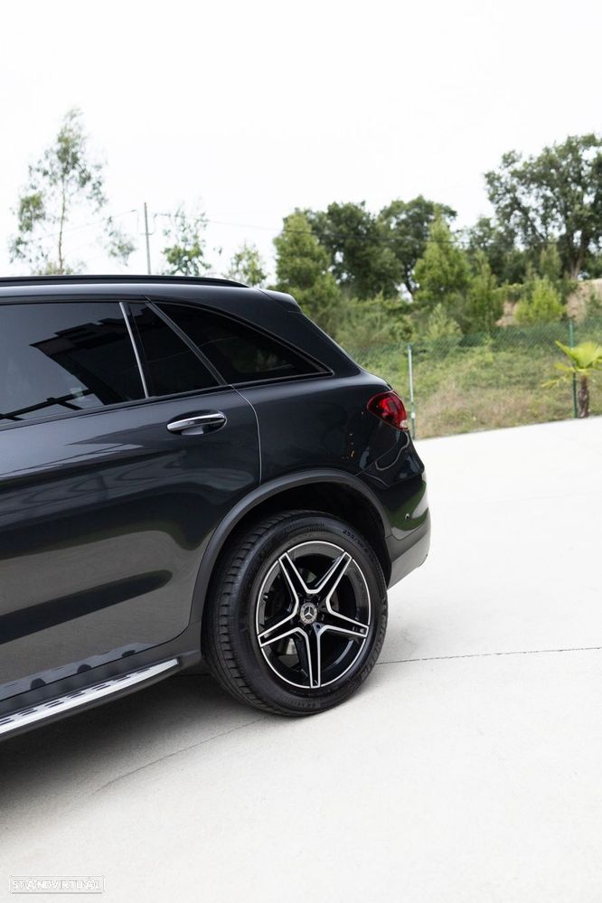 Mercedes-Benz GLC 300 - 11