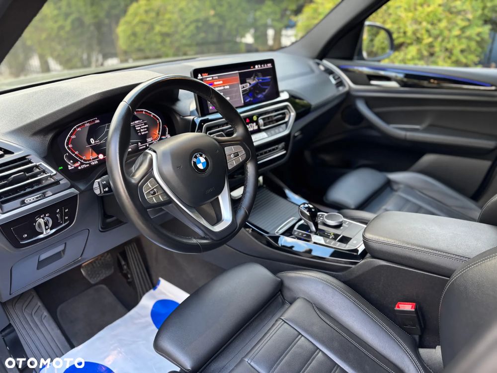 BMW X3 sDrive18d Advantage sport - 26