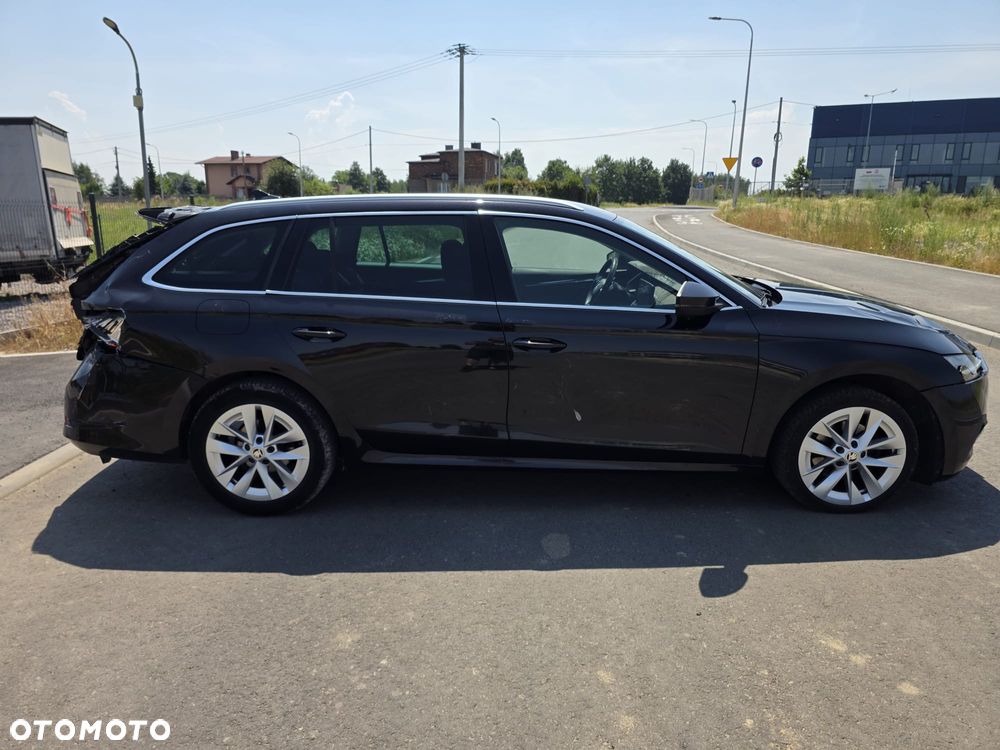 Skoda Octavia 2.0 TDI DSG Edition - 4