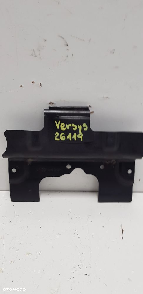 Kawasaki Versys KLE 650 05-09 Wypełnienie ramy przed silnikiem - 1