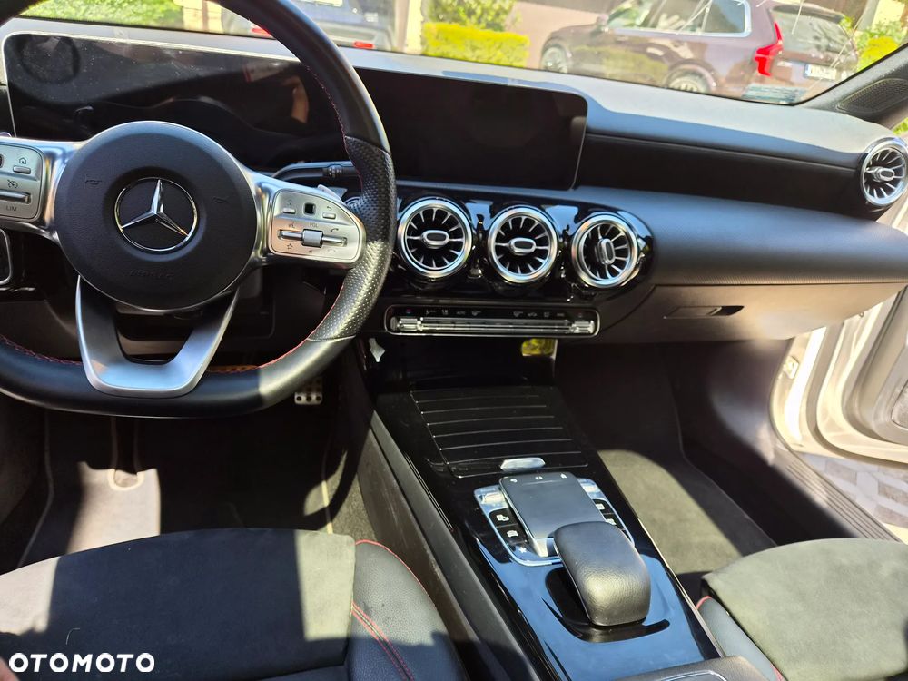 Mercedes-Benz Klasa A 200 AMG Line 7G-DCT - 6