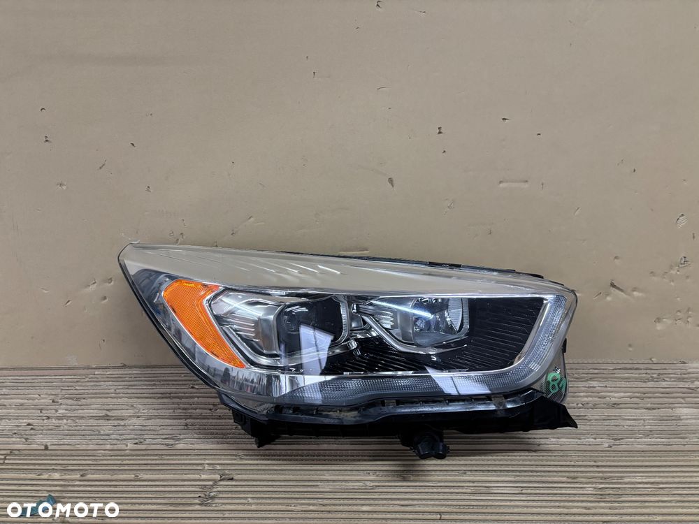 Ford Kuga MK2 lift lampa prawa Xenon  skrętny - 1