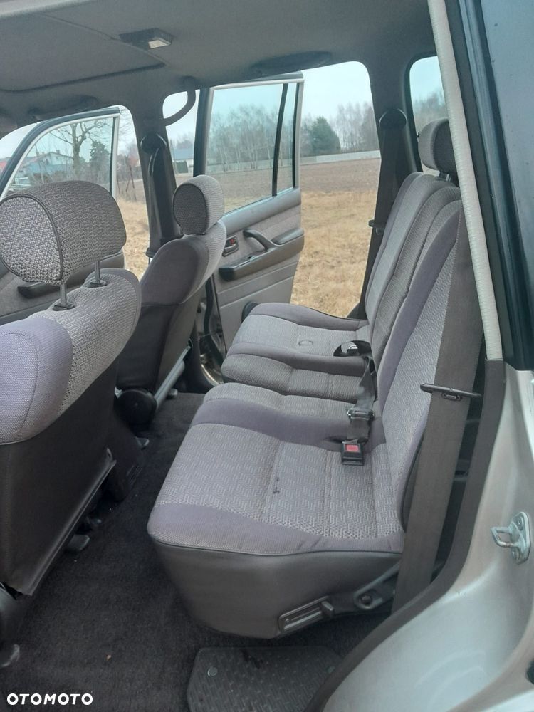 Toyota Land Cruiser - 13