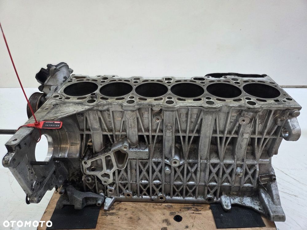 BLOK SILNIKA BMW E60 E61 306D3 M57 - 2
