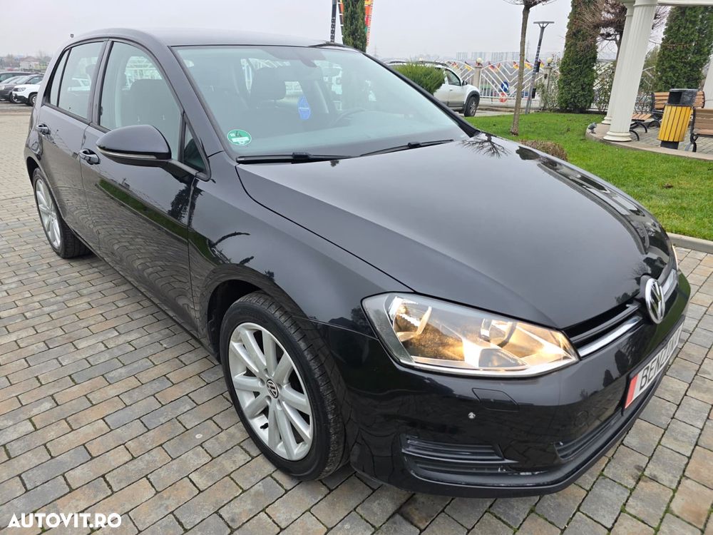 Volkswagen Golf 1.2 TSI BlueMotion Technology Comfortline - 2
