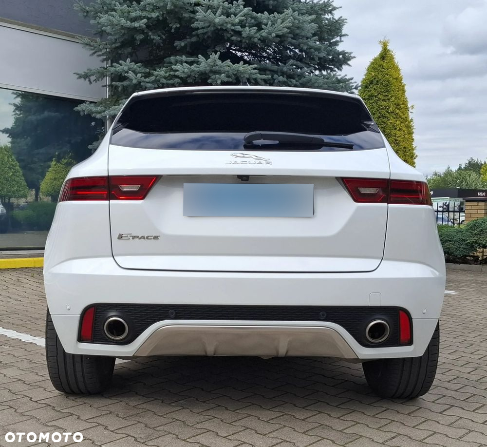 Jaguar E-Pace - 6