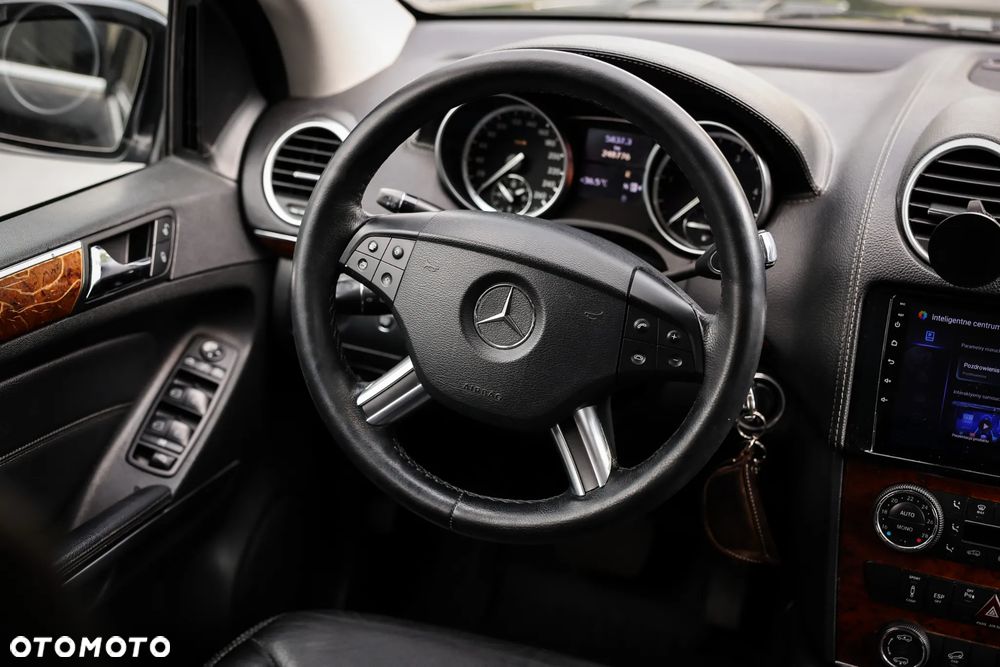 Mercedes-Benz GL 320 CDI - 16