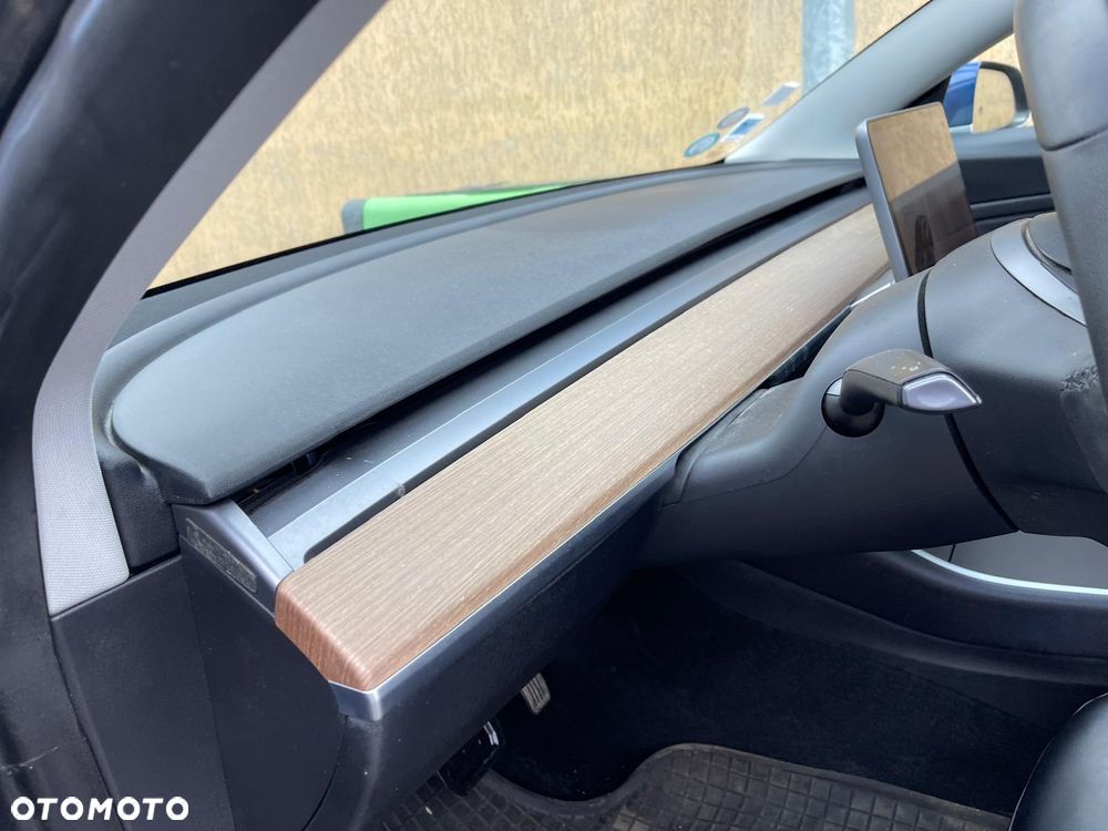 Tesla Model 3 Premium Langstreckenbatterie AWD Dual Motor - 22