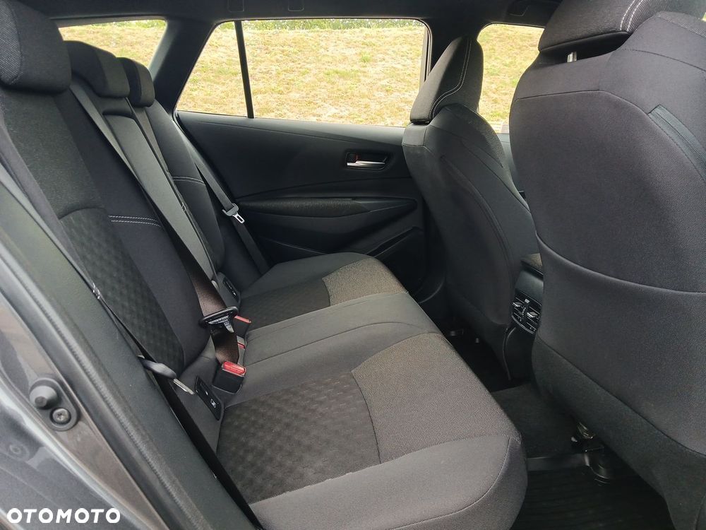 Toyota Corolla 2.0 Hybrid Comfort - 11