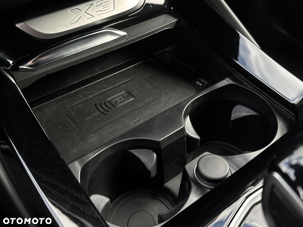 BMW X3 - 16