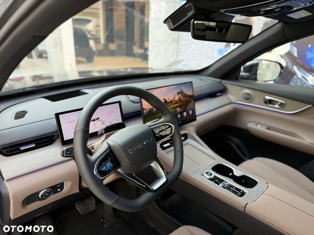 Chery Tiggo 8 1.5 T-GDI Super Hybrid Prestige DCT - 8