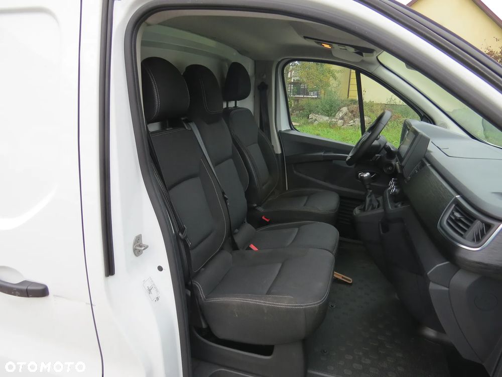 Renault trafic - 12