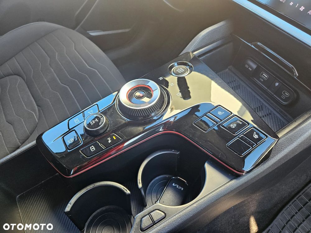 Kia Sportage 1.6 CRDI L 4WD DCT - 16