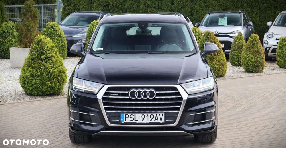 Audi Q7 - 11