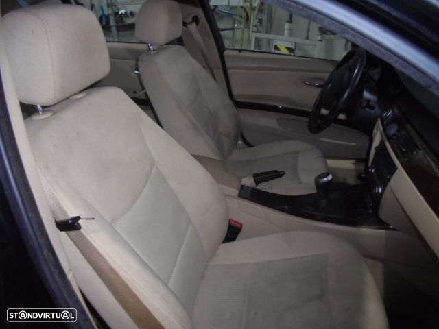 Carro MOT: N47D20C CXVEL: CBB BMW  E90 FASE 2 2009 318D 143CV 4P PRETO DIESEL - 7