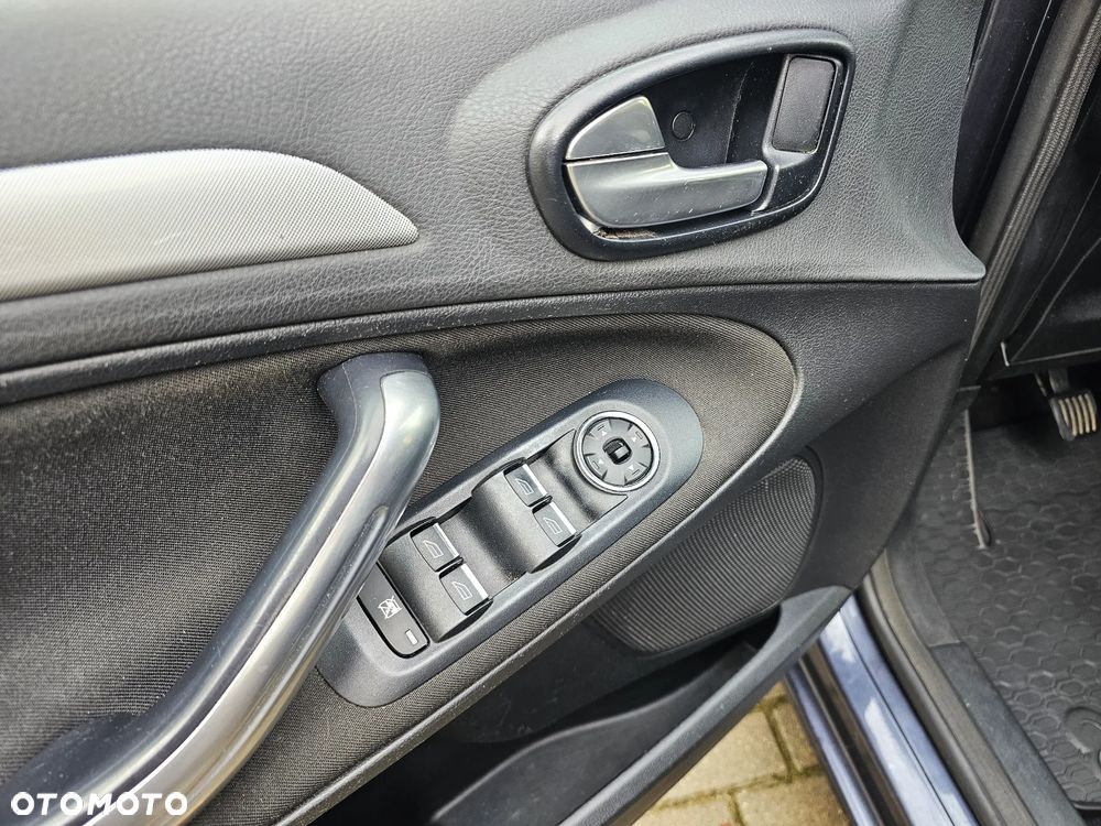 Ford S-Max - 9