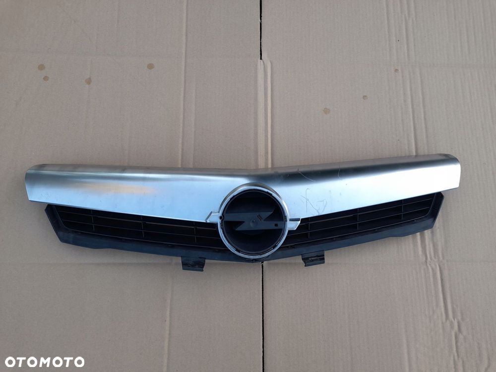grill atrapa opel tigra b oryginał
