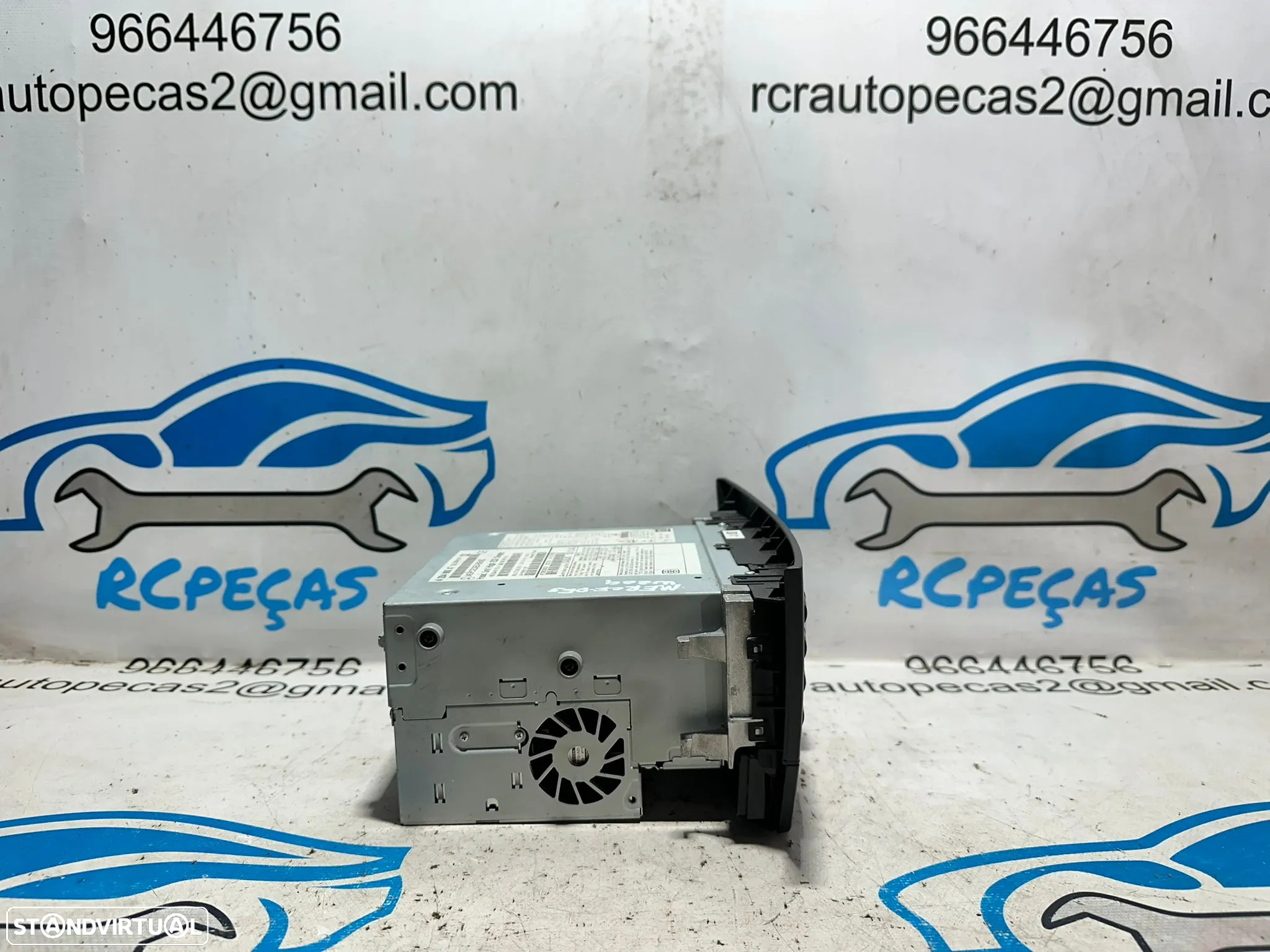 .Auto Radio Headunit Original Mercedes Benz Classe C W204 2012 - 2015 - 5