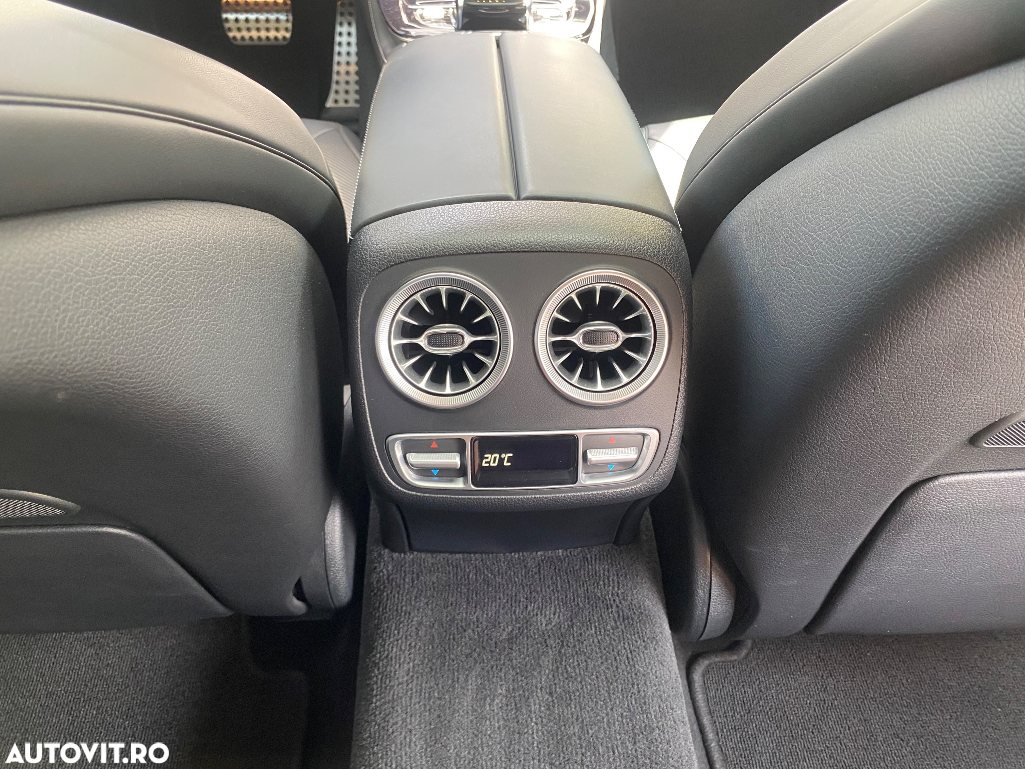 Mercedes-Benz CLS 400 d 4Matic 9G-TRONIC AMG Line - 17