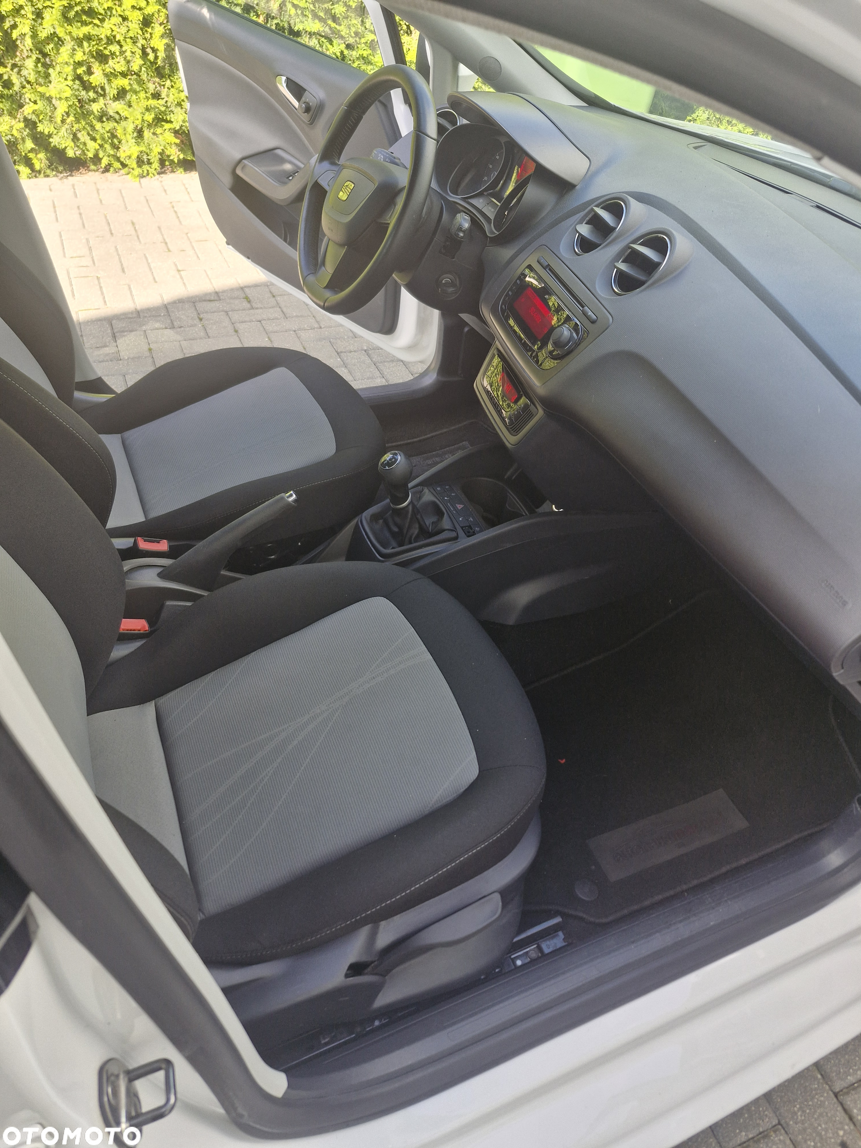 Seat Ibiza 1.4 16V Style - 23