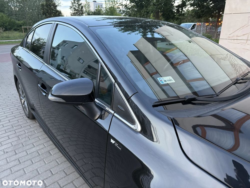 Toyota Avensis 2.0 D-4D Prestige - 3