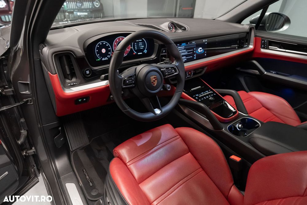Porsche Cayenne - 22