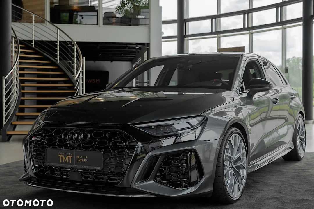 Audi RS3 TFSI Quattro S tronic - 1