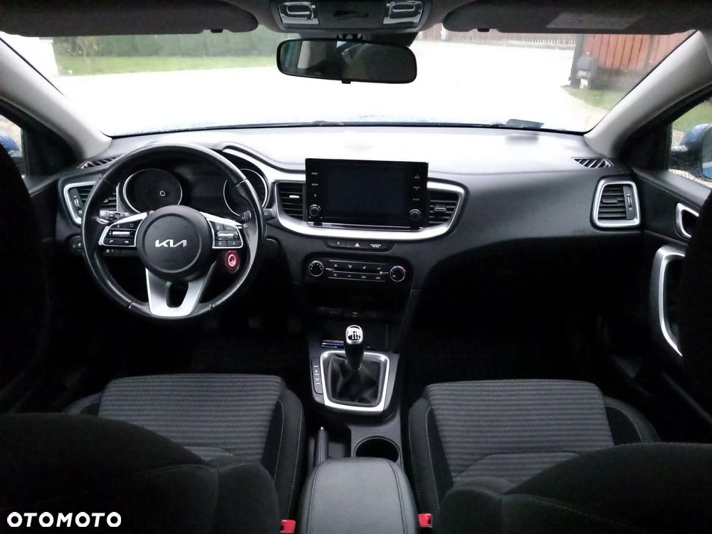 Kia XCeed 1.5 T-GDI M - 10