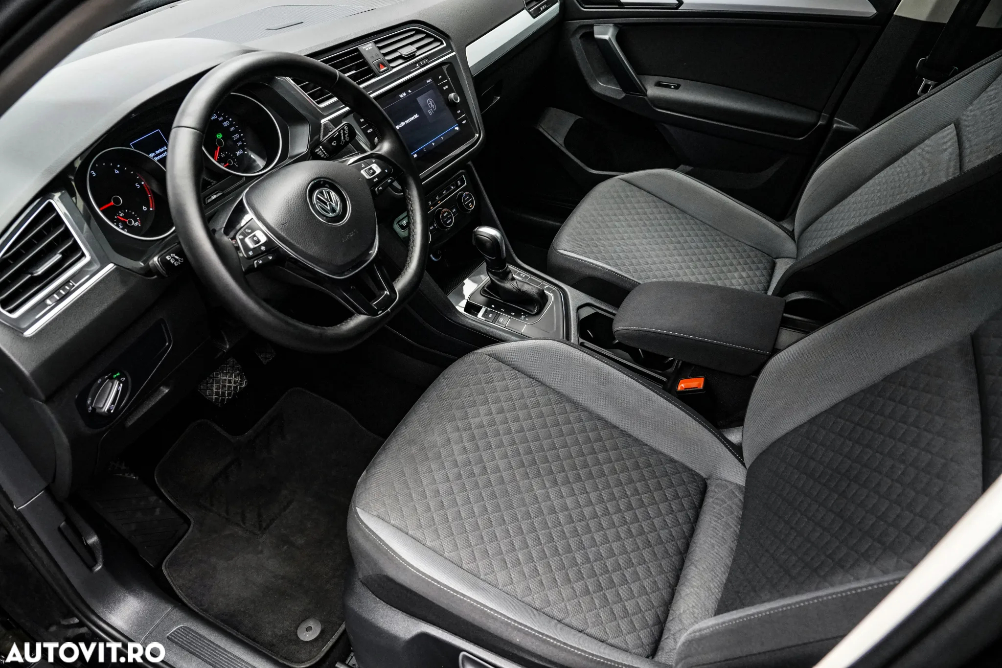 Volkswagen Tiguan 2.0 TDI DPF DSG Comfortline - 11