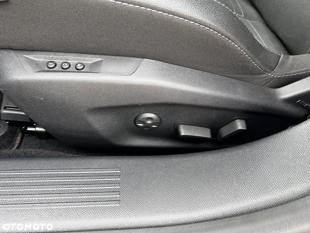 Opel Astra Sports Tourer 1.2 Turbo GS Line - 27