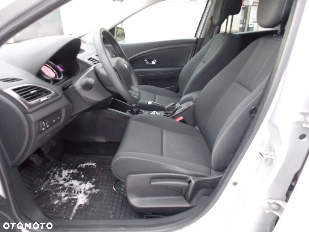 Renault Megane ENERGY TCe 115 Start & Stop Bose Edition - 15