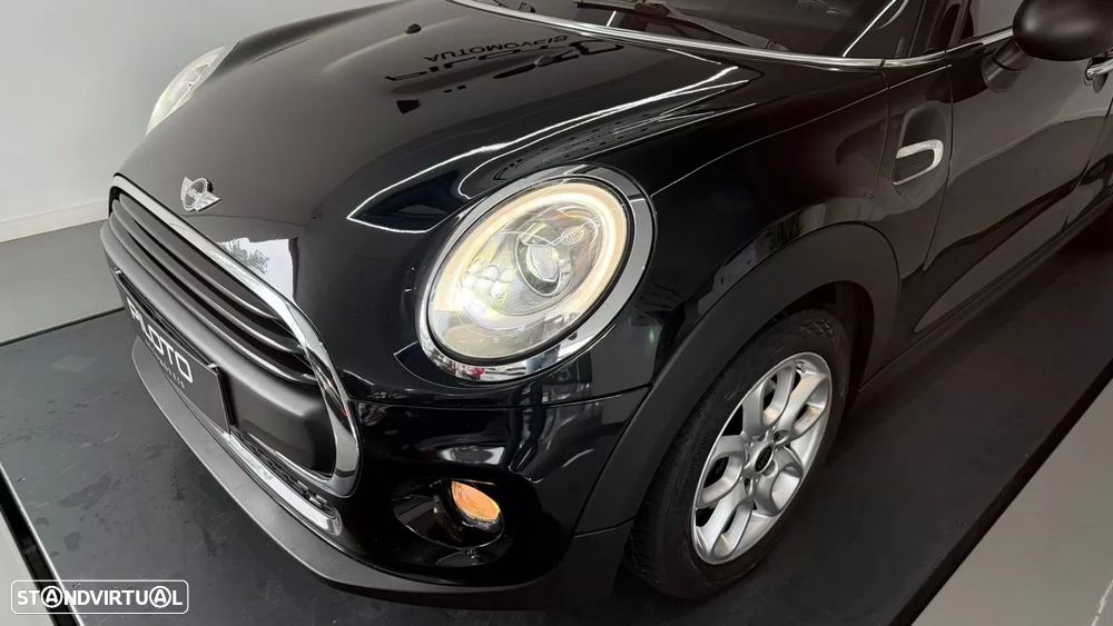 MINI 5 Portas Cooper D - 2