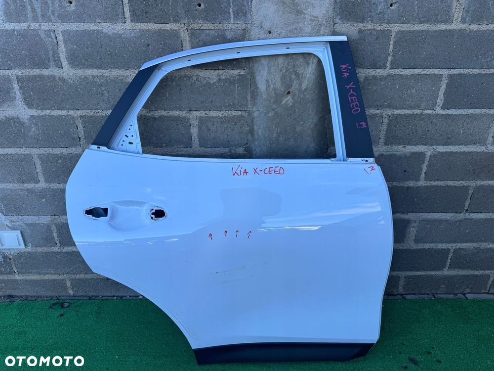 KIA X-CEED 18- DRZWI PRAWE TYLNE PRAWY TYŁ ORG EU