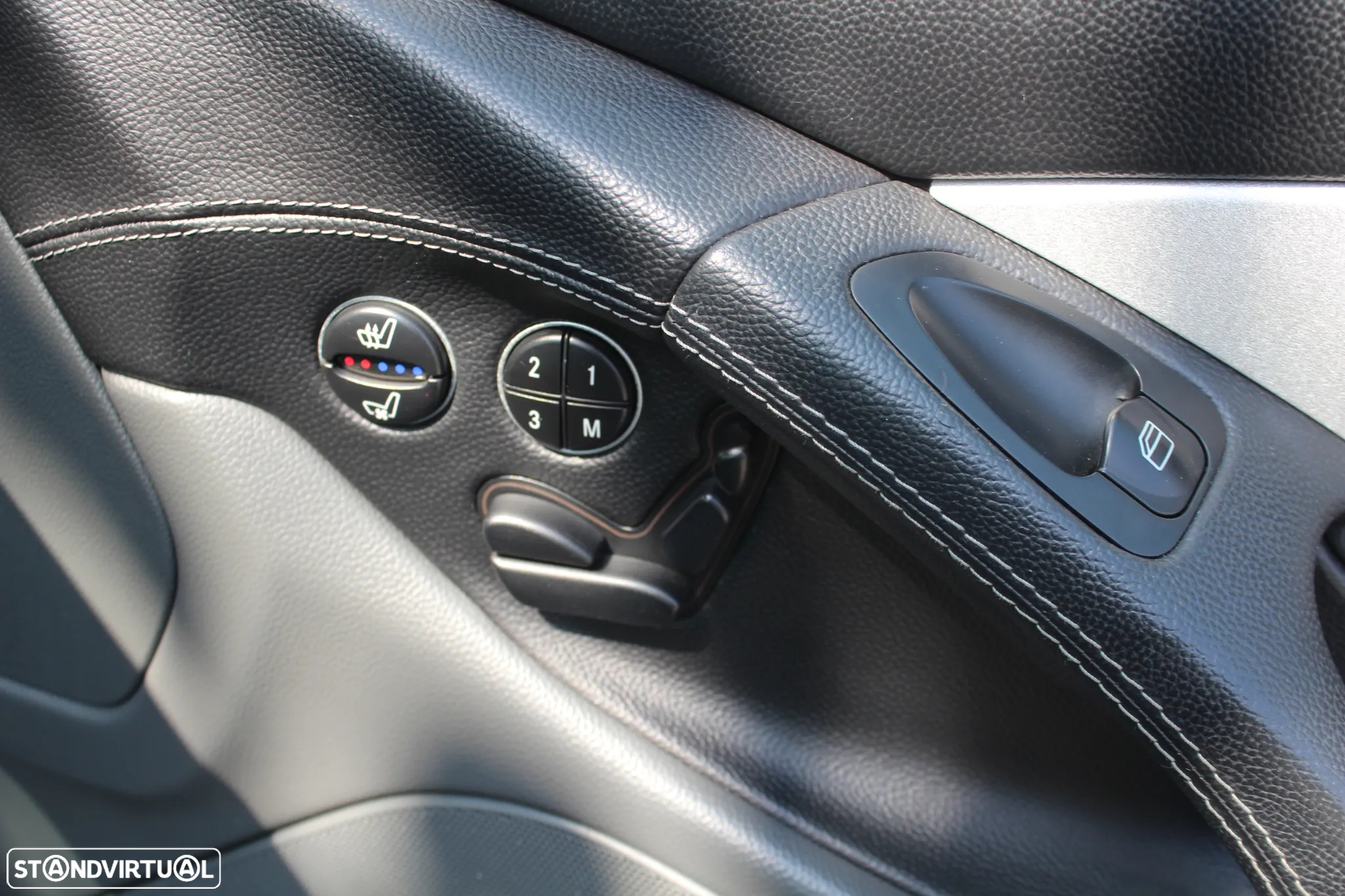 Mercedes-Benz SL 55 AMG Auto - 23