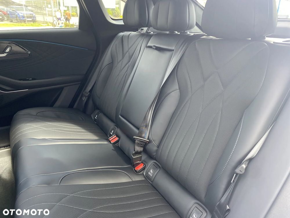 Omoda 9 1.5 Super Hybrid Exclusive AWD - 17
