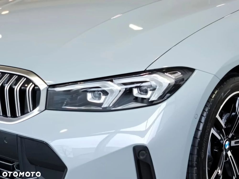 BMW Seria 3 320i xDrive M Sport - 11