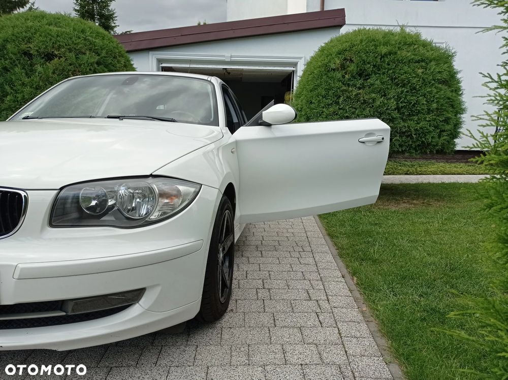 BMW Seria 1 - 15