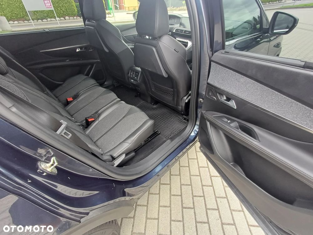 Peugeot 5008 BlueHDi 130 EAT8 GT - 27
